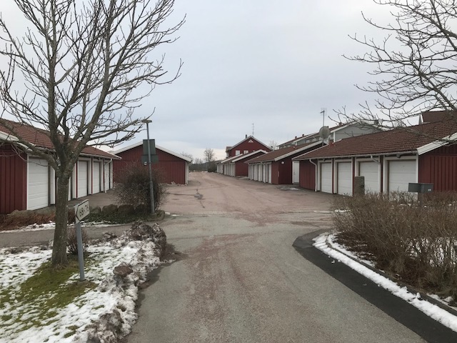 BrunstorpsBy_sex_av_sju_garagebyggnader